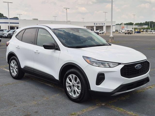 2025 Ford Escape Active — photo 1 of 13