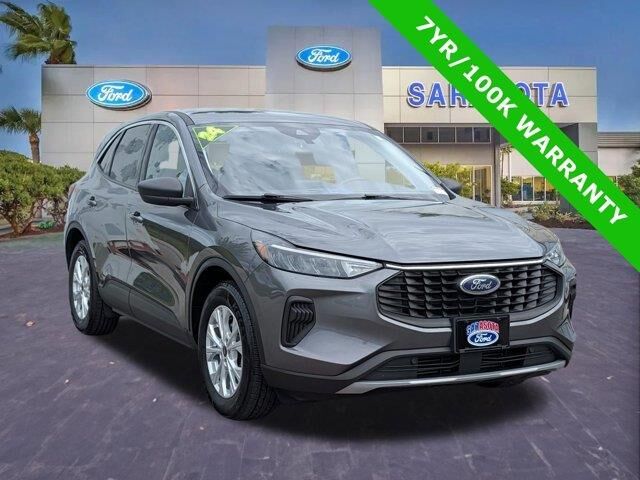 2024 Ford Escape Active — photo 1 of 13