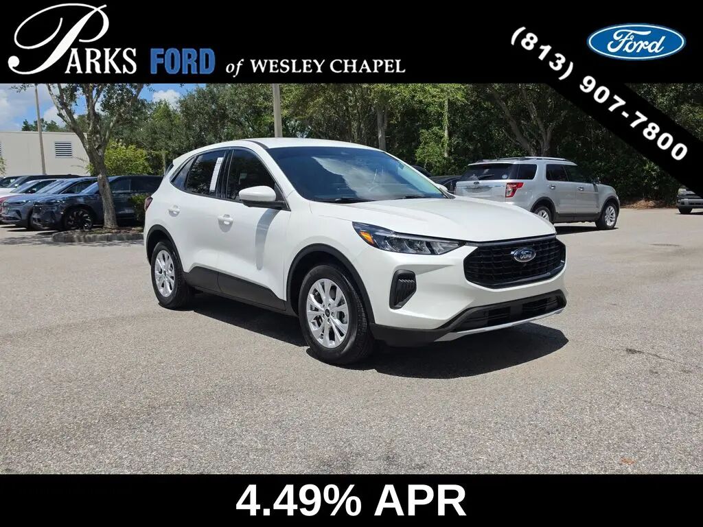 2023 Ford Escape Active — photo 1 of 13