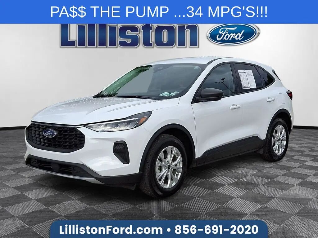 2025 Ford Escape Active — photo 1 of 13