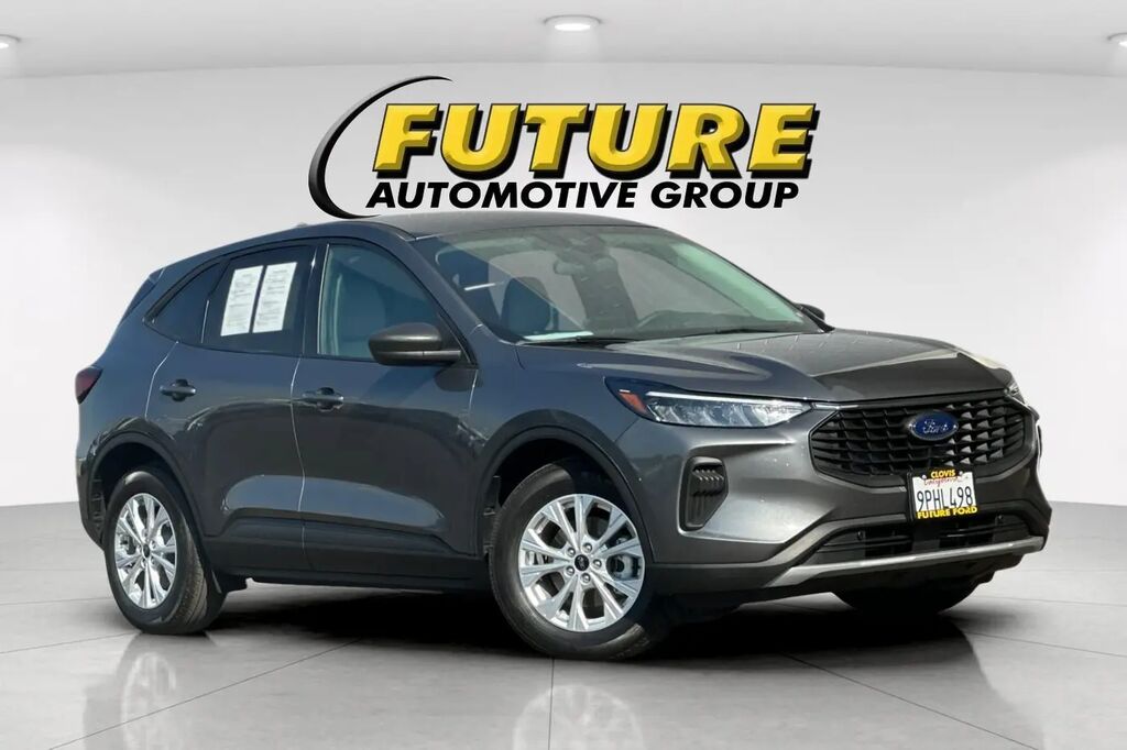 2025 Ford Escape Active — photo 1 of 13