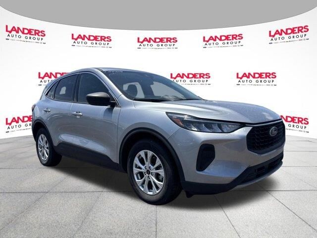 2023 Ford Escape Hybrid Active