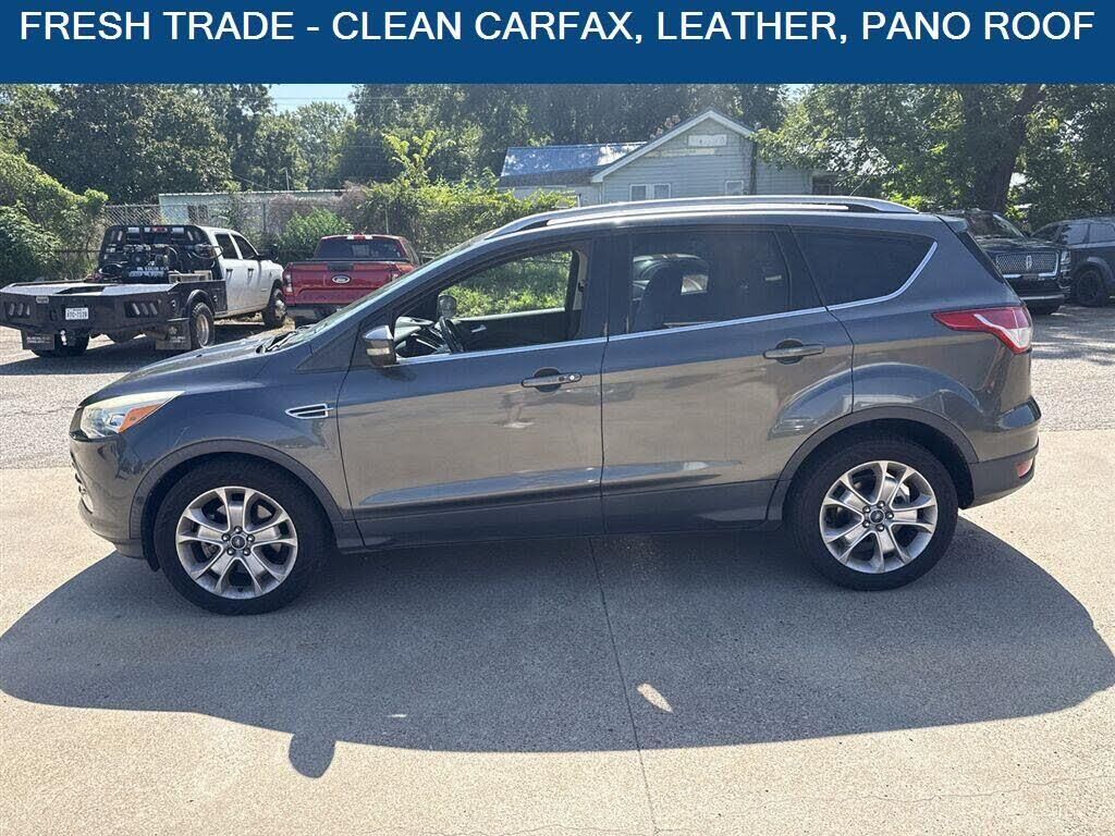 2016 Ford Escape Titanium — photo 1 of 12