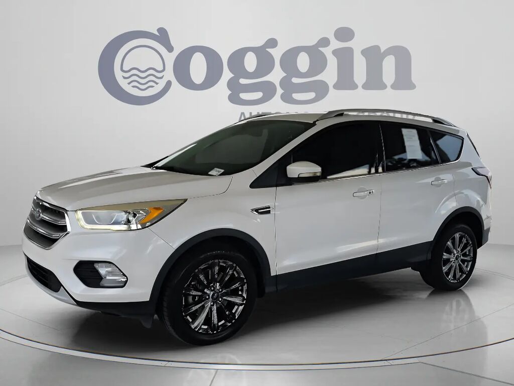 2017 Ford Escape Titanium — photo 1 of 13