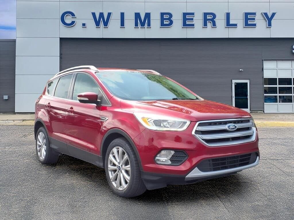 2017 Ford Escape Titanium — photo 1 of 2