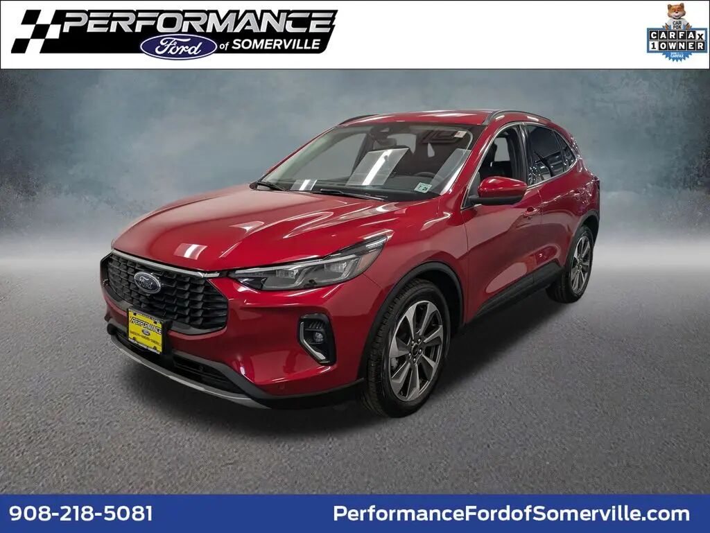 2023 Ford Escape Hybrid Platinum — photo 1 of 13