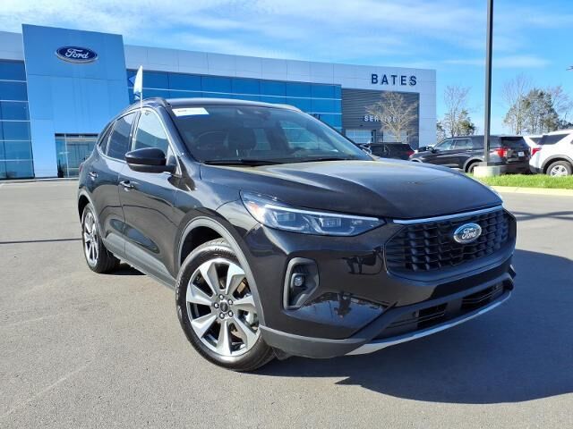 2025 Ford Escape Hybrid Platinum