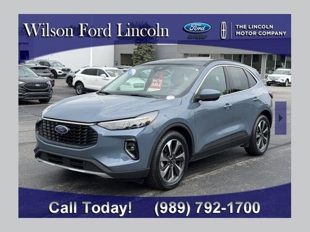 2023 Ford Escape Hybrid Platinum