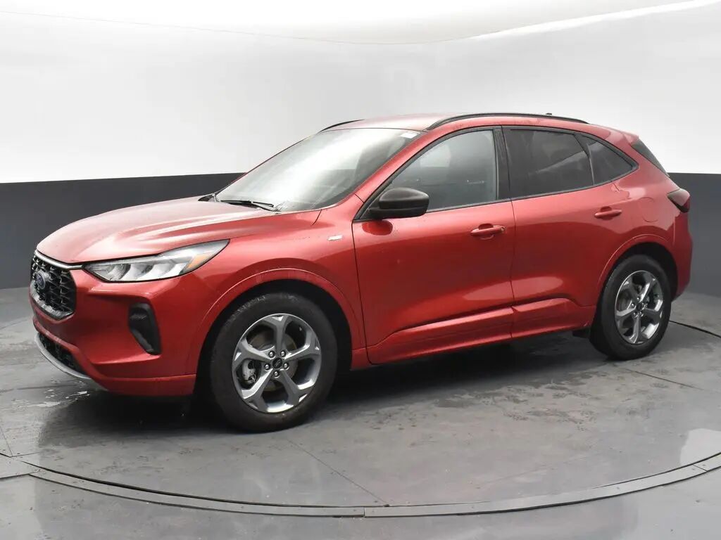 2024 Ford Escape ST-Line — photo 1 of 13