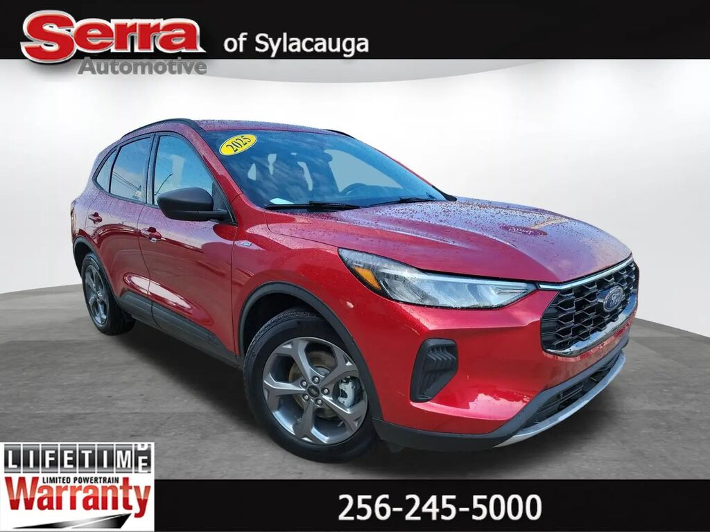 2025 Ford Escape ST-Line — photo 1 of 20