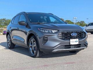 2025 Ford Escape ST-Line — photo 1 of 2