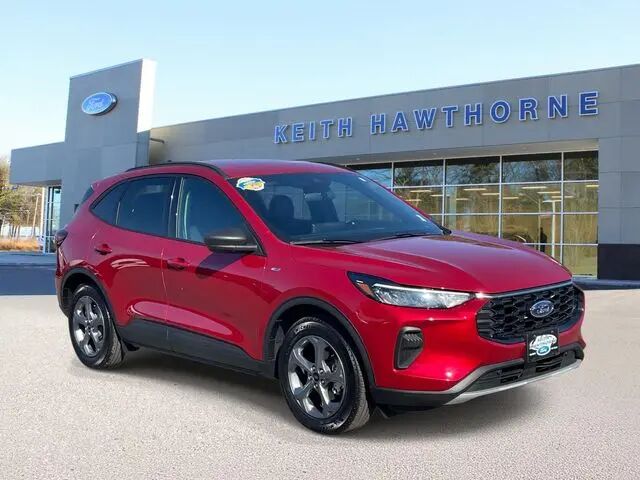 2025 Ford Escape ST-Line — photo 1 of 13