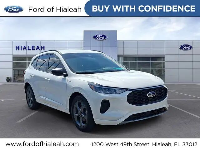 2023 Ford Escape ST-Line — photo 1 of 13
