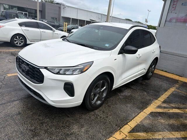 2023 Ford Escape ST-Line
