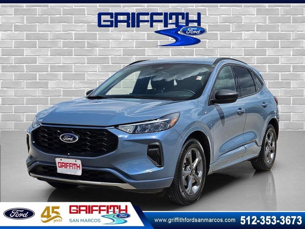 2024 Ford Escape ST-Line — photo 1 of 1