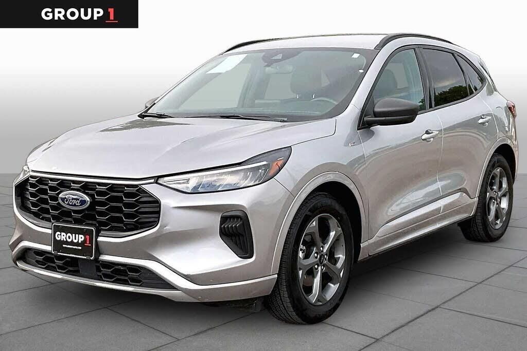 2024 Ford Escape ST-Line — photo 1 of 1