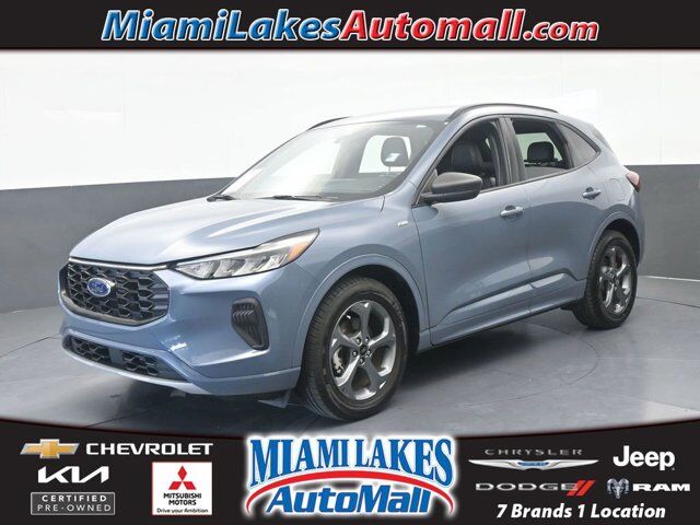 2024 Ford Escape ST-Line — photo 1 of 1