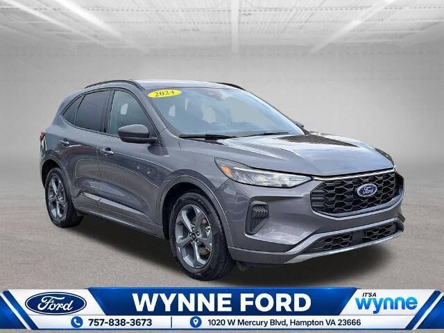 2024 Ford Escape ST-Line — photo 1 of 13