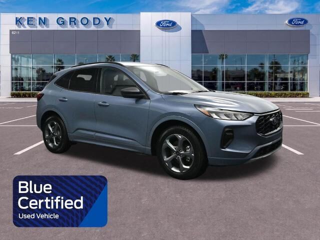 2024 Ford Escape ST-Line — photo 1 of 13