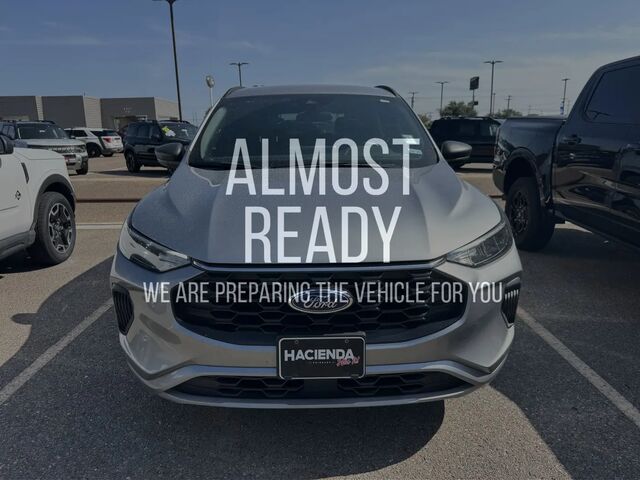 2023 Ford Escape ST-Line
