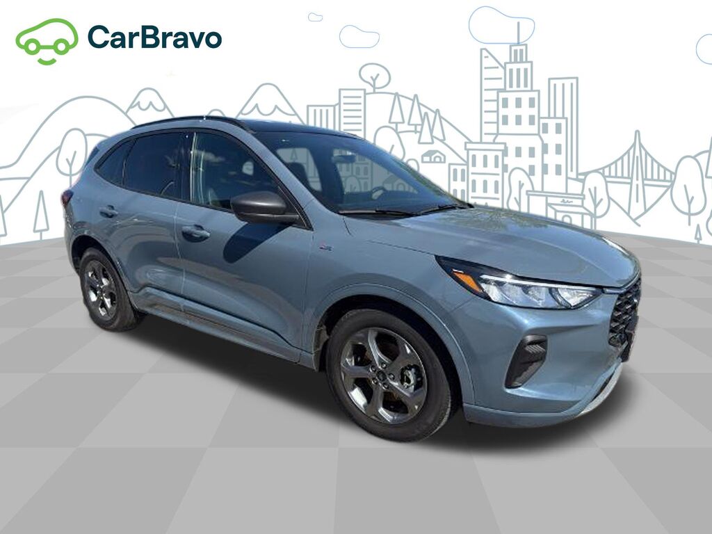 2023 Ford Escape ST-Line — photo 1 of 6