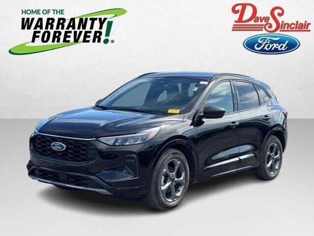 2023 Ford Escape ST-Line — photo 1 of 13