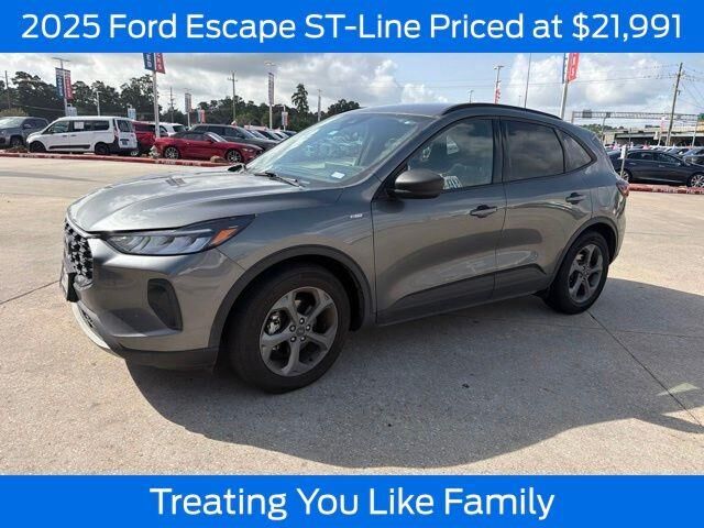 2025 Ford Escape ST-Line