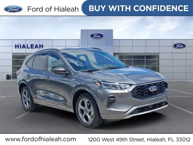 2023 Ford Escape ST-Line — photo 1 of 13