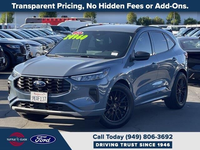 2023 Ford Escape ST-Line — photo 1 of 13