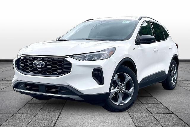 2025 Ford Escape Hybrid ST-Line