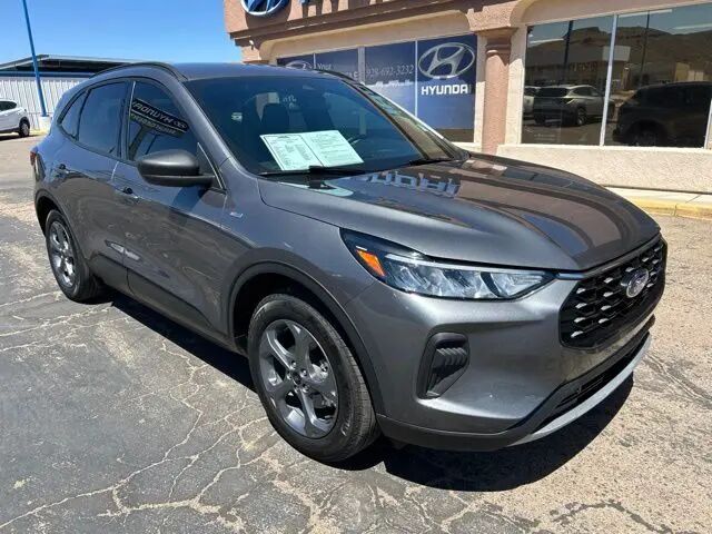 2025 Ford Escape Hybrid ST-Line