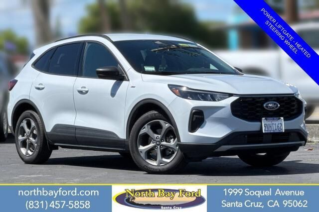 2025 Ford Escape Hybrid ST-Line
