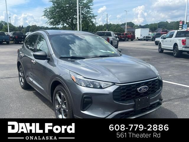 2024 Ford Escape Hybrid ST-Line