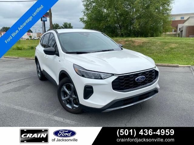 2025 Ford Escape Hybrid ST-Line