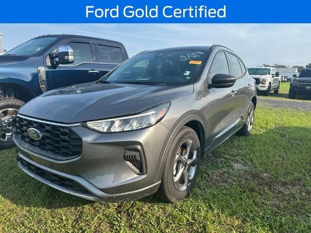 2024 Ford Escape Hybrid ST-Line