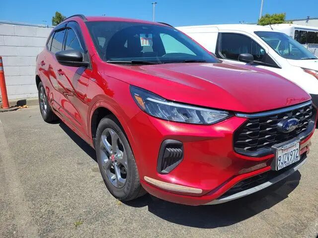 2023 Ford Escape Hybrid ST-Line