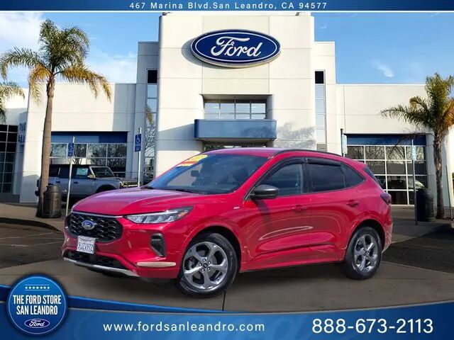 2023 Ford Escape Hybrid ST-Line — photo 1 of 13
