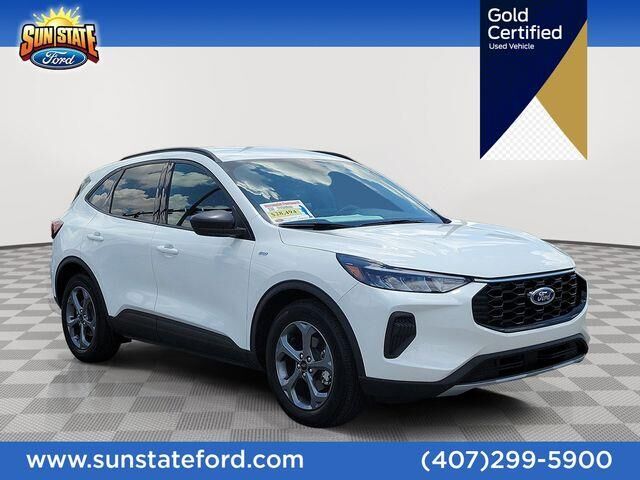 2025 Ford Escape Hybrid ST-Line