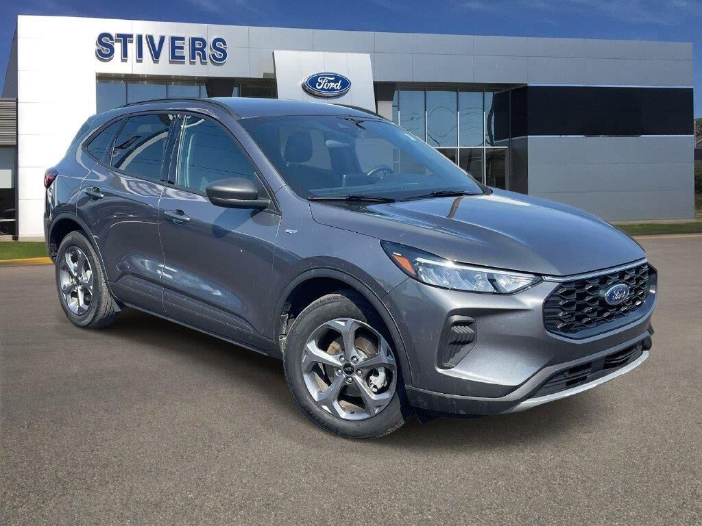 2025 Ford Escape Hybrid ST-Line — photo 1 of 1