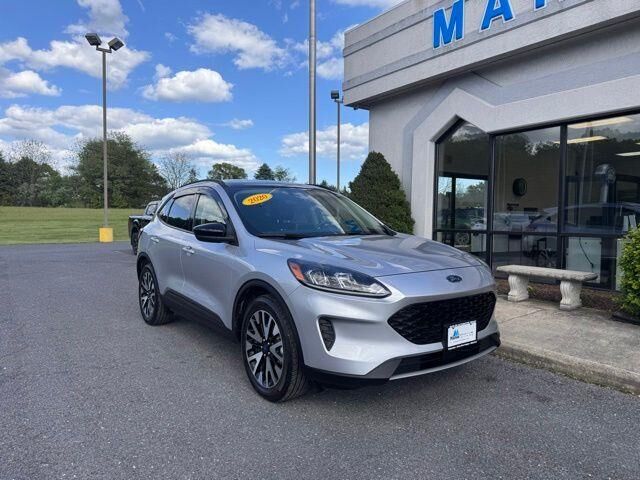 2020 Ford Escape Hybrid SE Sport