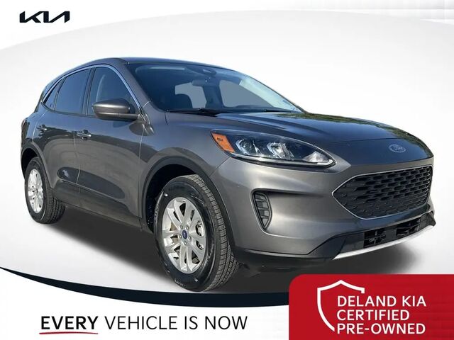 2021 Ford Escape Hybrid SE