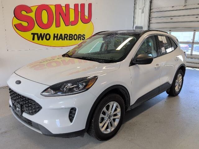 2022 Ford Escape Hybrid SE