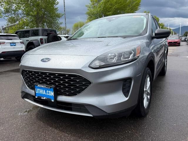 2022 Ford Escape Hybrid SE