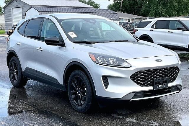 2020 Ford Escape Hybrid SE Sport