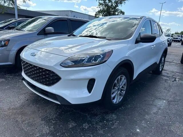 2022 Ford Escape Hybrid SE