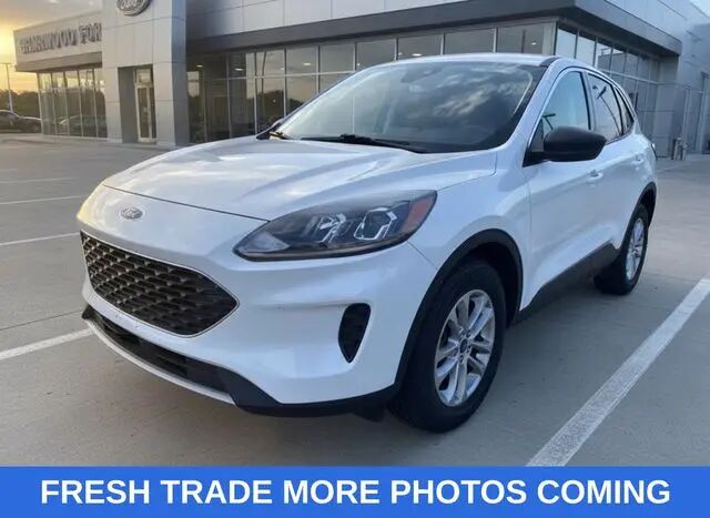 2022 Ford Escape Hybrid SE