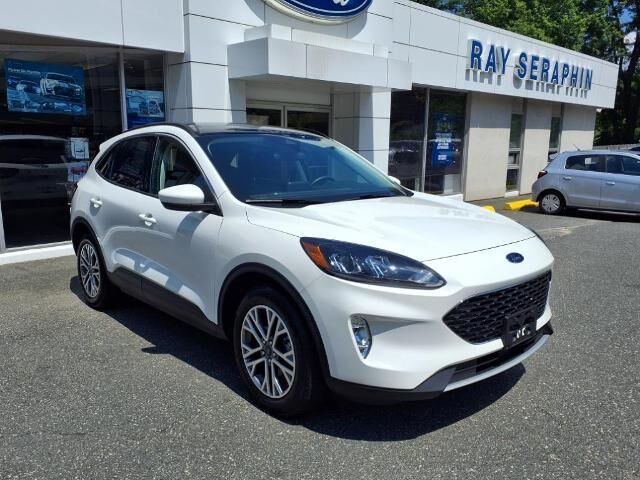 2022 Ford Escape Hybrid SEL