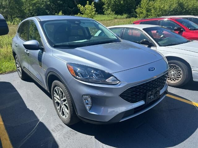 2022 Ford Escape Hybrid SEL