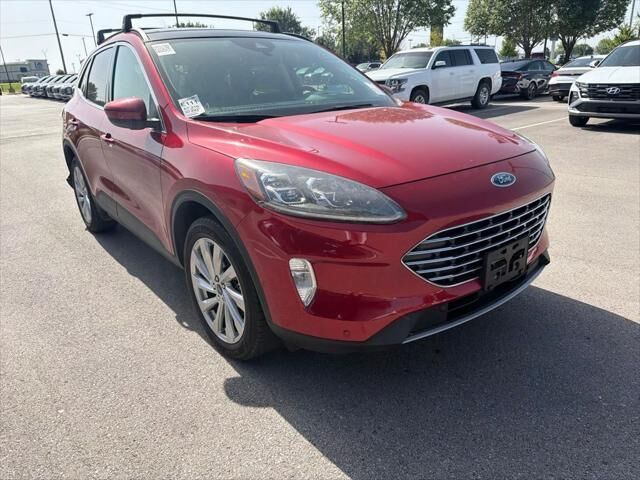 2021 Ford Escape Hybrid Titanium
