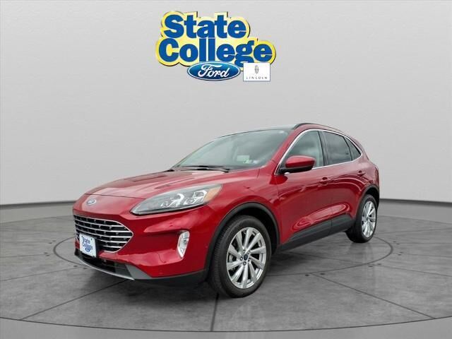 2022 Ford Escape Hybrid Titanium